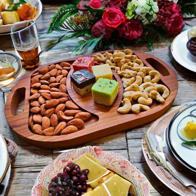 Artisan Hardwood 3‑Part Oval Tray – Multi‑Compartment Snack & Appetizer Server