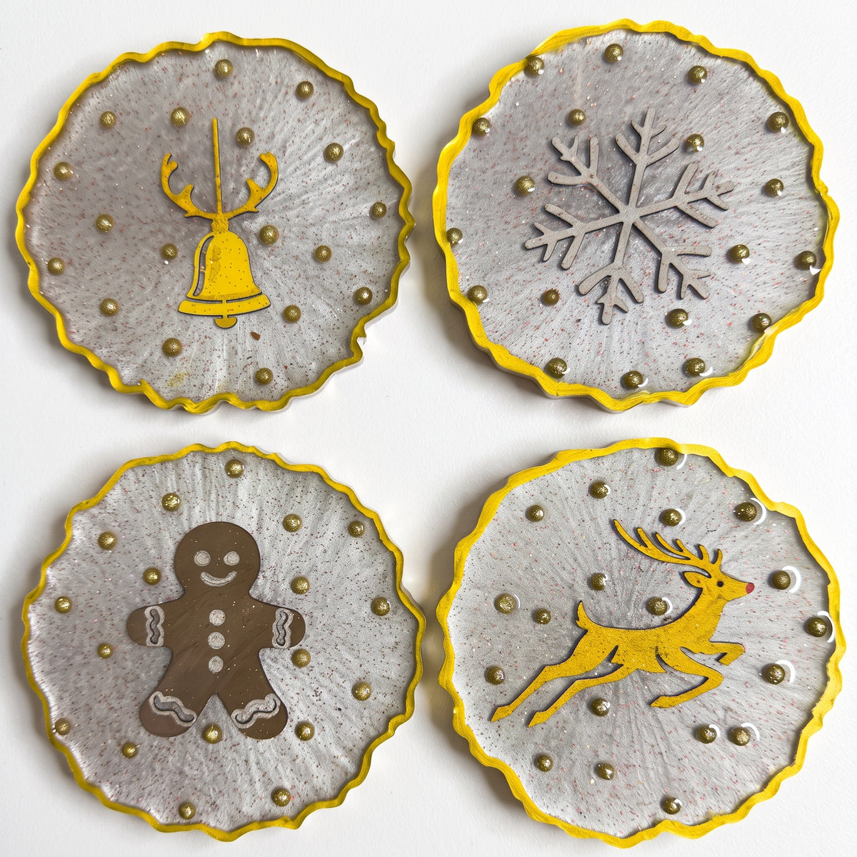 Handcrafted Christmas Themed Resin & Wooden Inlay Coaster Set (Set of 4)
