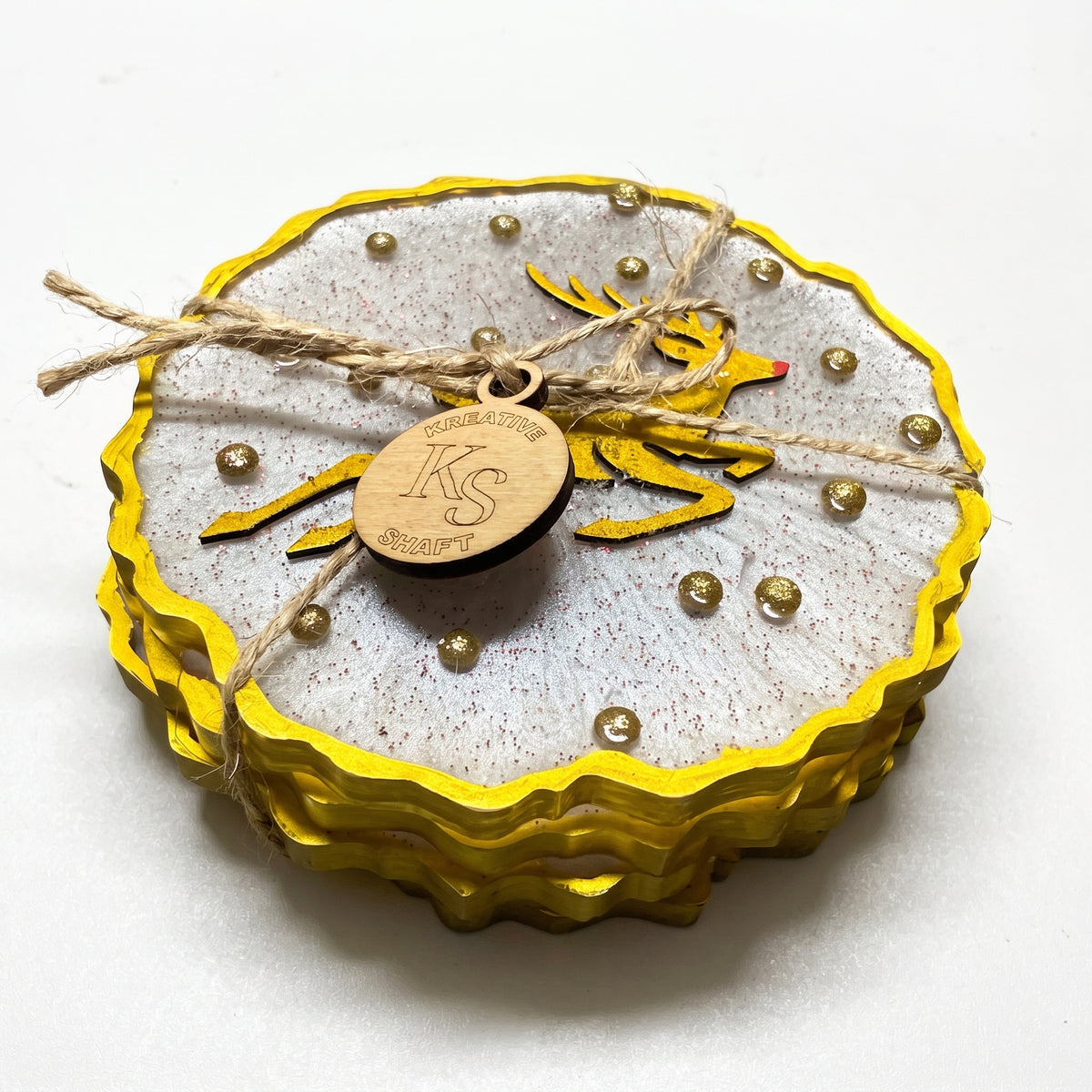 Handcrafted Christmas Themed Resin & Wooden Inlay Coaster Set (Set of 4)